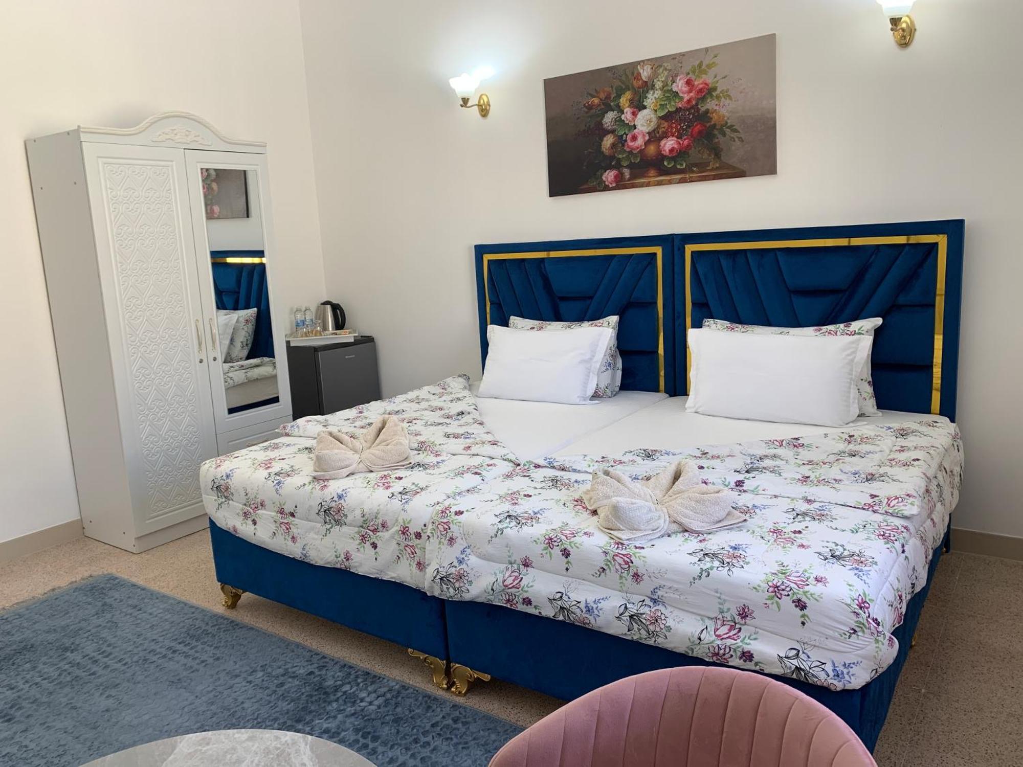 Arabian Nights Nook Hotel Маскат Екстериор снимка
