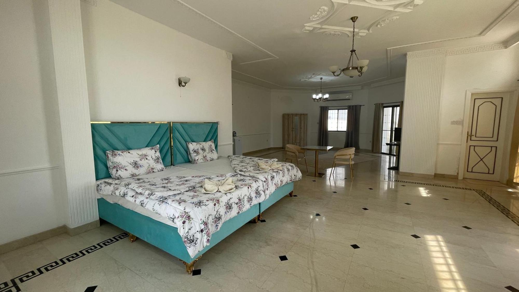 Arabian Nights Nook Hotel Маскат Екстериор снимка