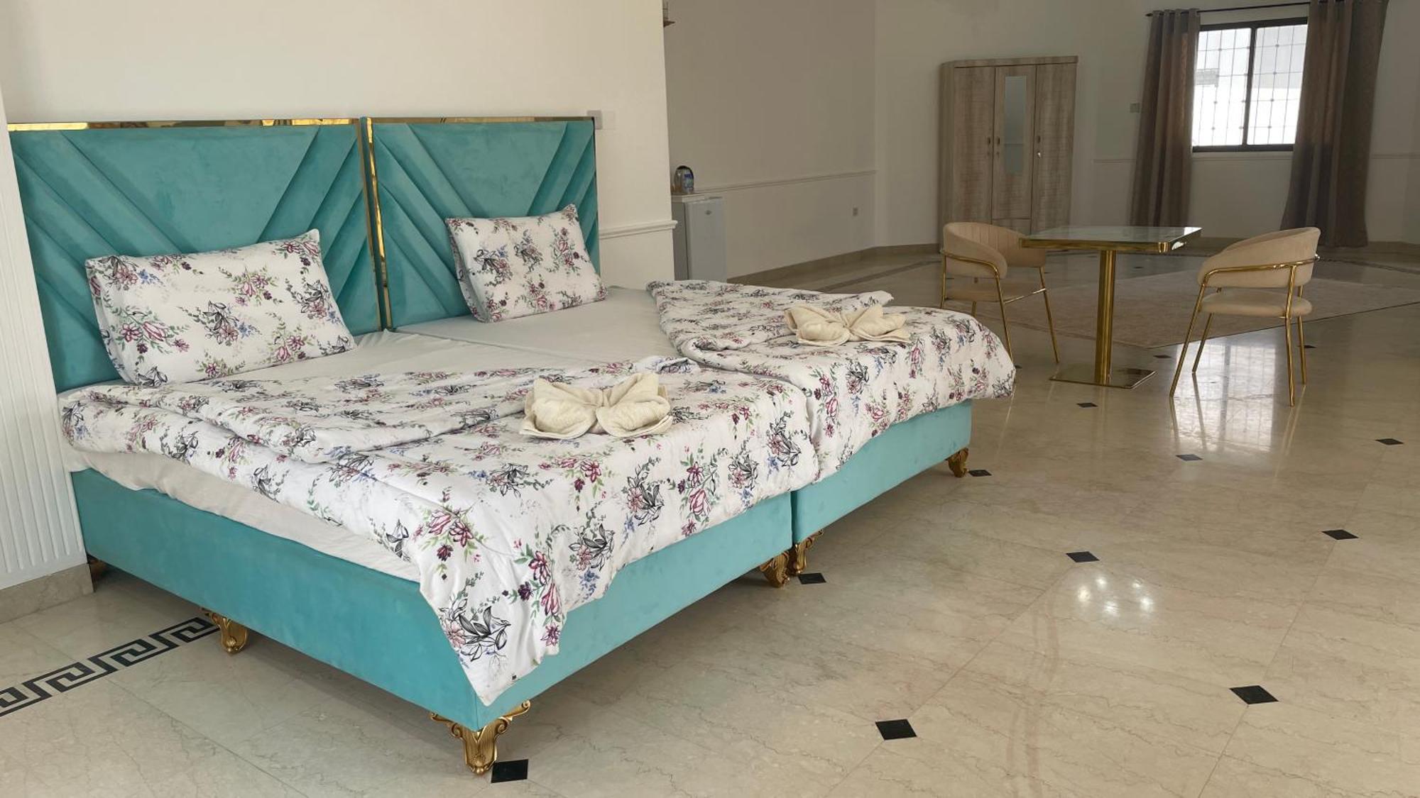 Arabian Nights Nook Hotel Маскат Екстериор снимка