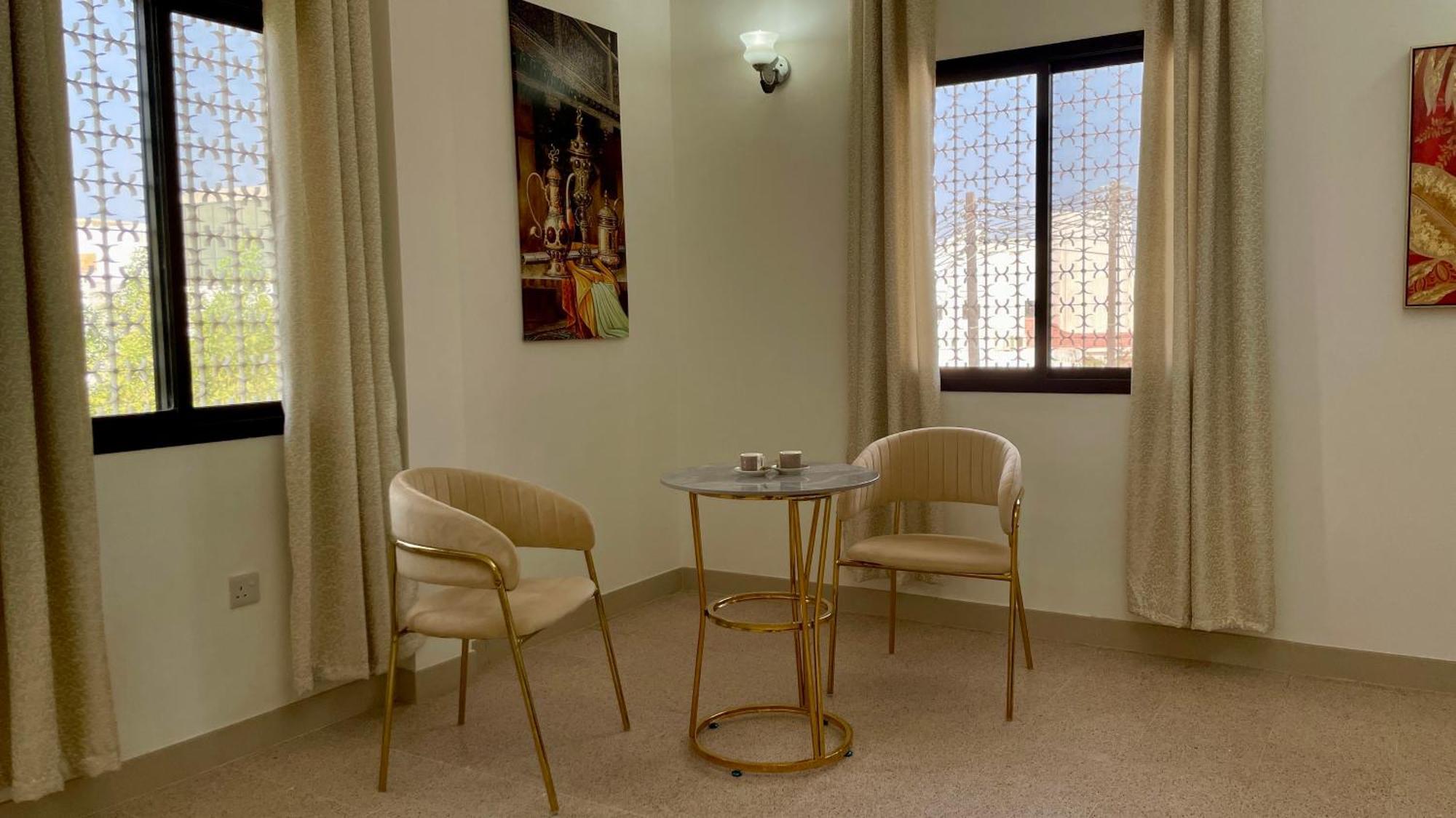 Arabian Nights Nook Hotel Маскат Екстериор снимка