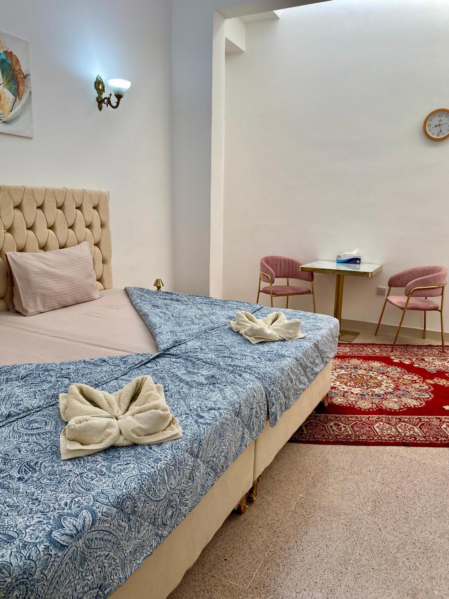 Arabian Nights Nook Hotel Маскат Екстериор снимка