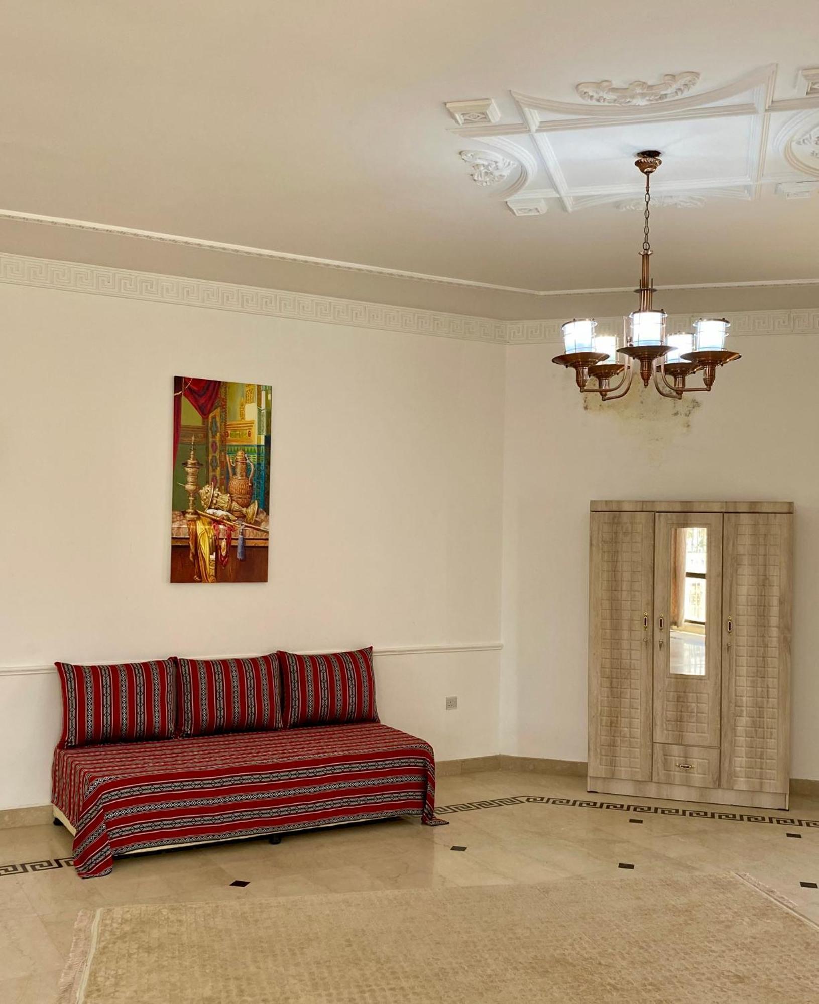 Arabian Nights Nook Hotel Маскат Екстериор снимка